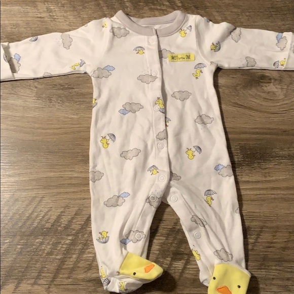Duckie pajamas - Picture 1 of 3